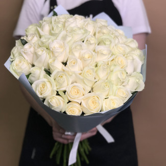 Букет из 51 белой розы (40 см)