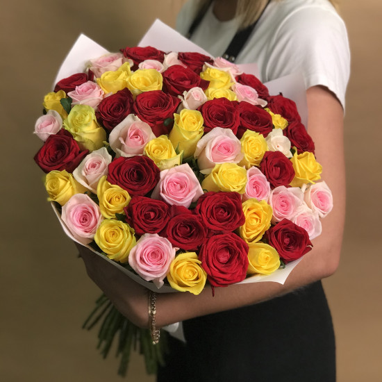 Букеты из роз Букет из 55 роз (80см)